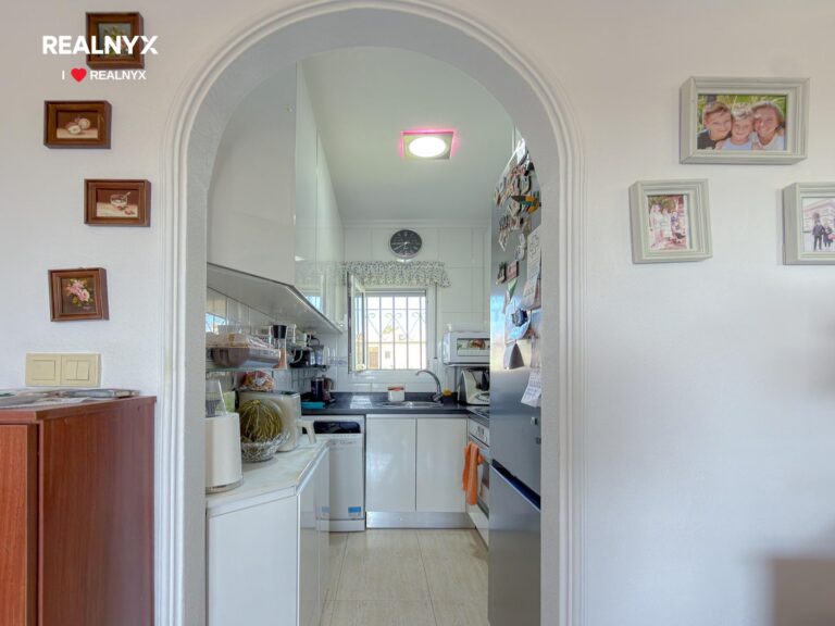 Útulný bungalow s terasou - Aguas Nuevas, Torrevieja