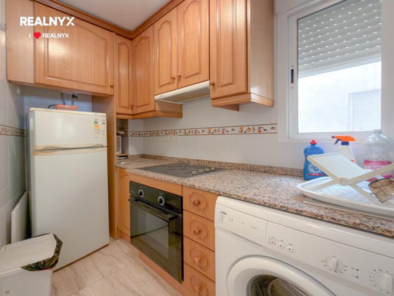 Apartmán s terasou v Playa de los Locos - 220 m od moře