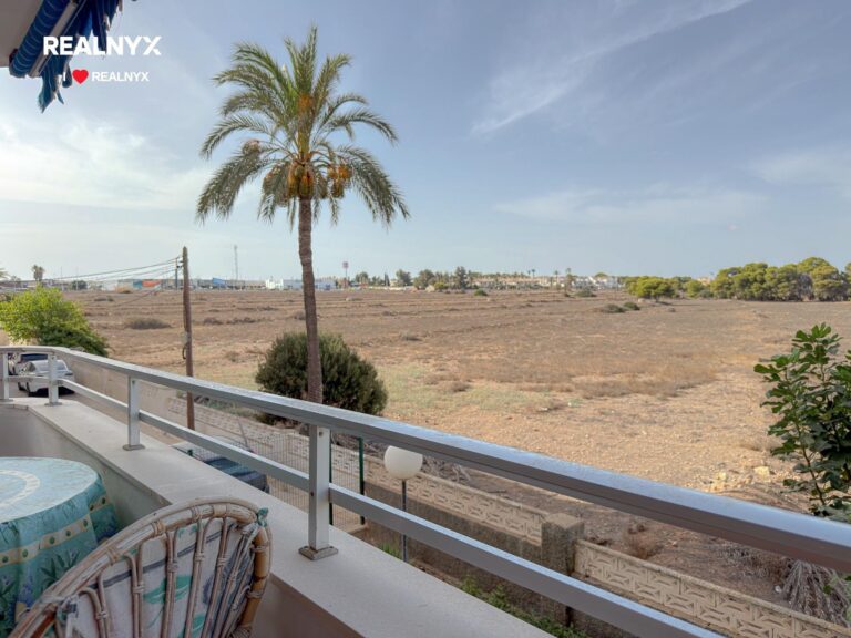 Apartmán v Punta Prima - krásné výhledy na moře, 300 m