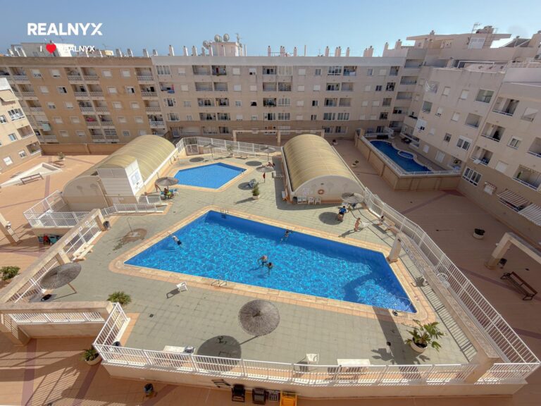 Penthouse s terasou a výhledem - Torrevieja centrum