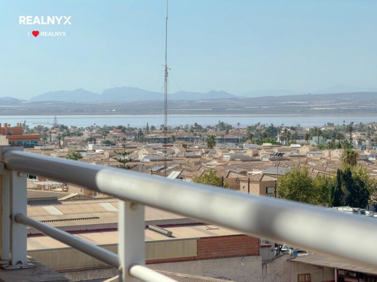 Penthouse s terasou a výhledem - Torrevieja centrum