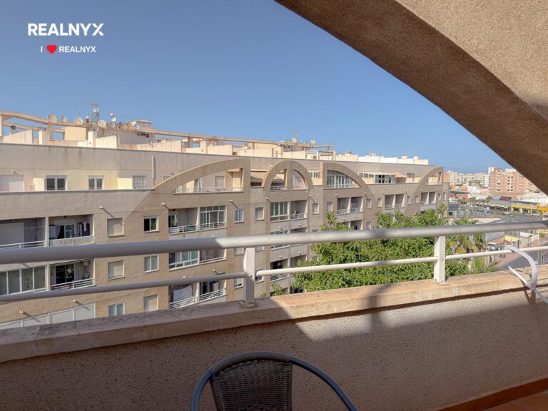 Penthouse s terasou a výhledem - Torrevieja centrum
