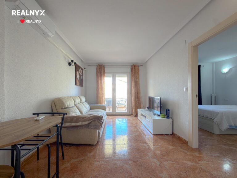 Penthouse s terasou a výhledem - Torrevieja centrum