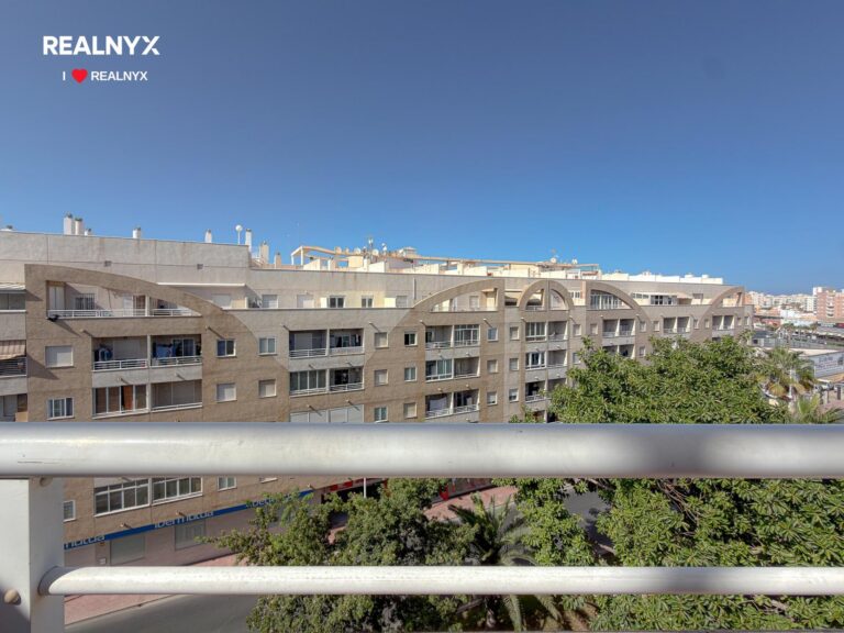 Penthouse s terasou a výhledem - Torrevieja centrum