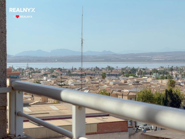 Penthouse s terasou a výhledem - Torrevieja centrum