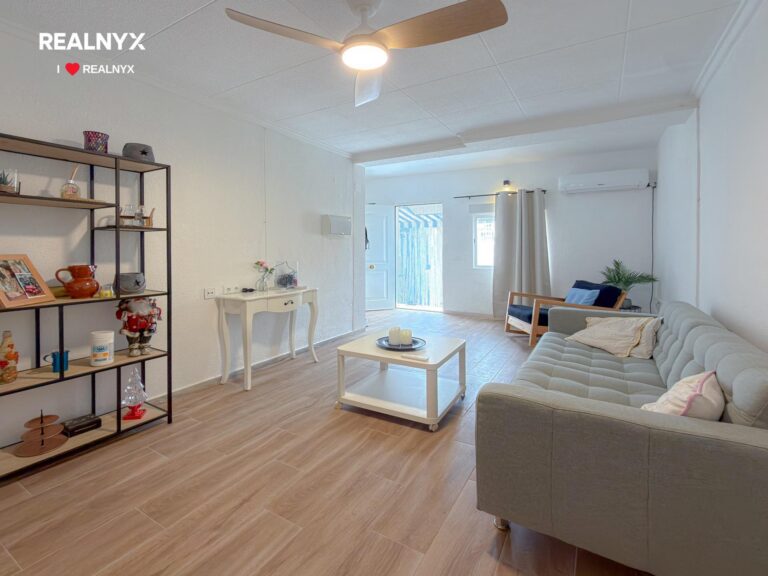 Zrekonstruovaný bungalov u moře - La Siesta Torrevieja
