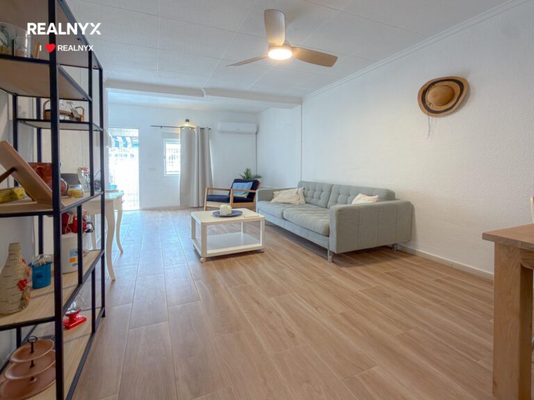 Zrekonstruovaný bungalov u moře - La Siesta Torrevieja