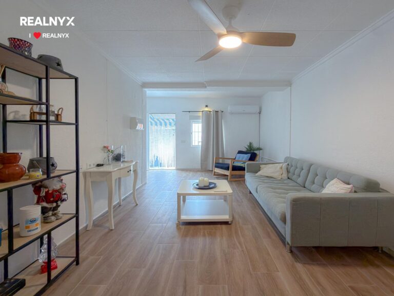Zrekonstruovaný bungalov u moře - La Siesta Torrevieja