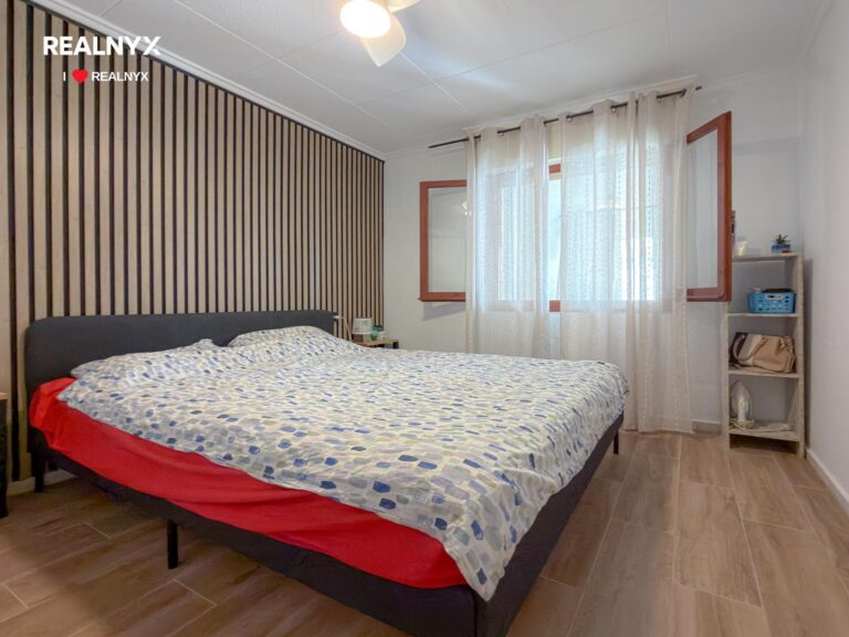 Zrekonstruovaný bungalov u moře - La Siesta Torrevieja