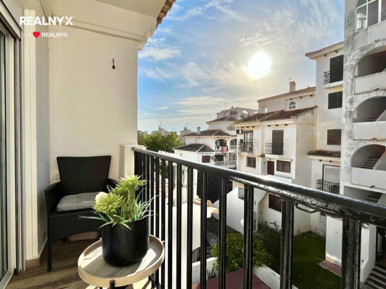 Apartmán v Torrevieja - 950 m od Playa del Cura