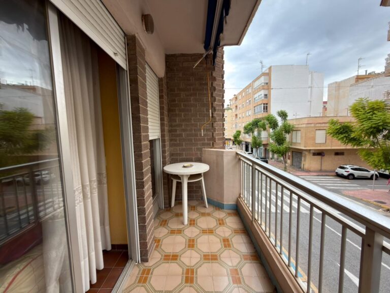 Útulný 3pokojový apartmán v Torrevieja - 260 m od moře