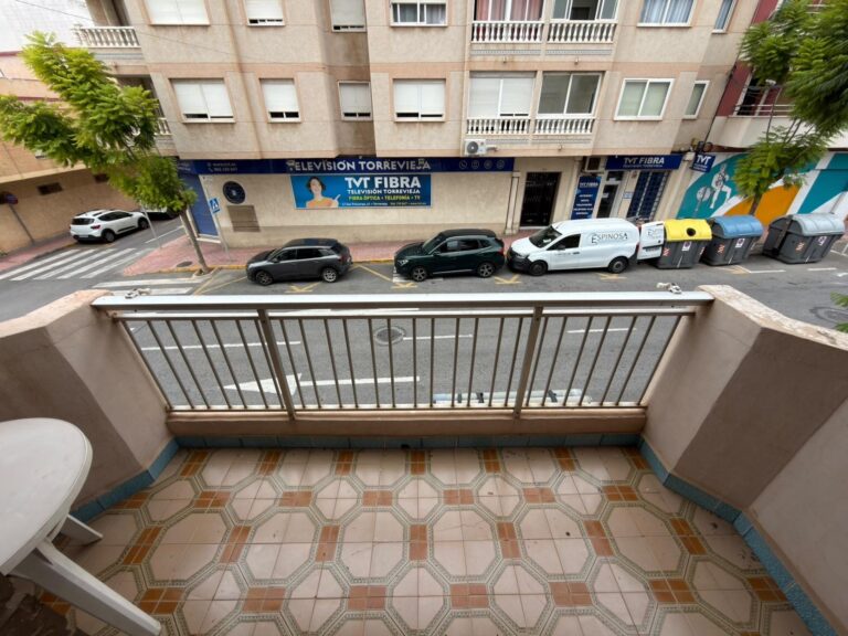 Útulný 3pokojový apartmán v Torrevieja - 260 m od moře